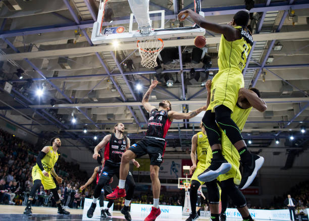 男子73公 男子73公