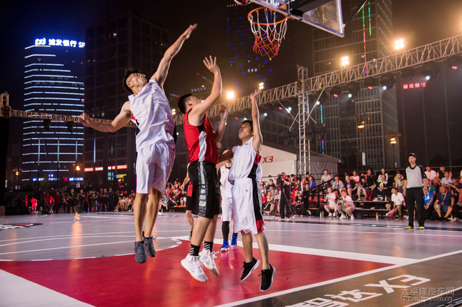 场国内女足 场国内女足